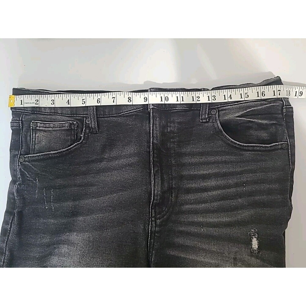 Celebrity Pink Women's Distressed Black Jeans 19/34 Raw Hem - Picture 6 of 12